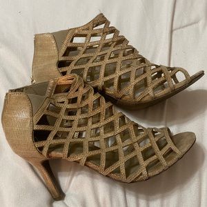 a.n.a. nude heels